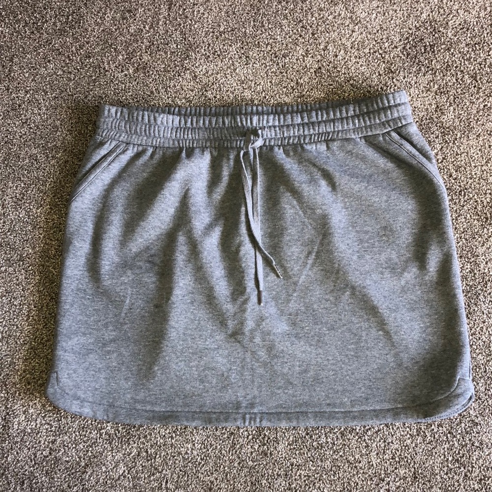 MAURICES SWEATSHIRT SKIRT SIZE XLG
